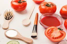 Cách se khít lỗ chân lông bằng lotion cà chua